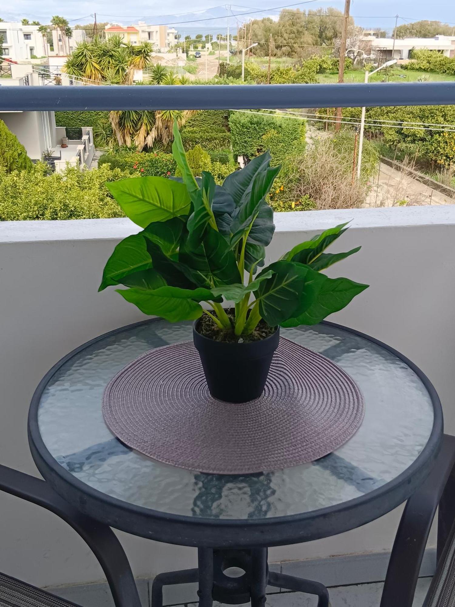 Pyrgos Hotel Apartments 클레마스티 외부 사진