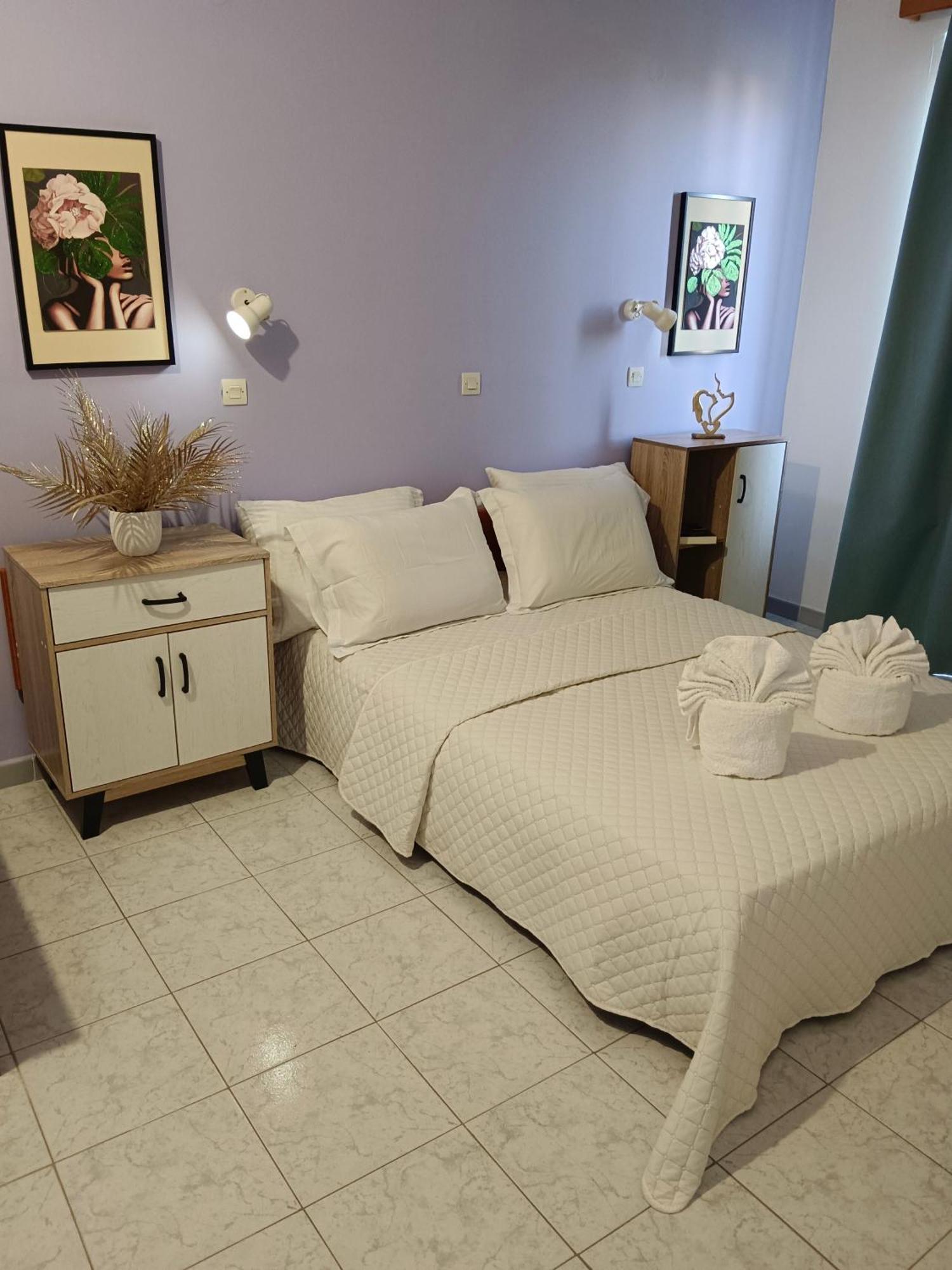 Pyrgos Hotel Apartments 클레마스티 외부 사진