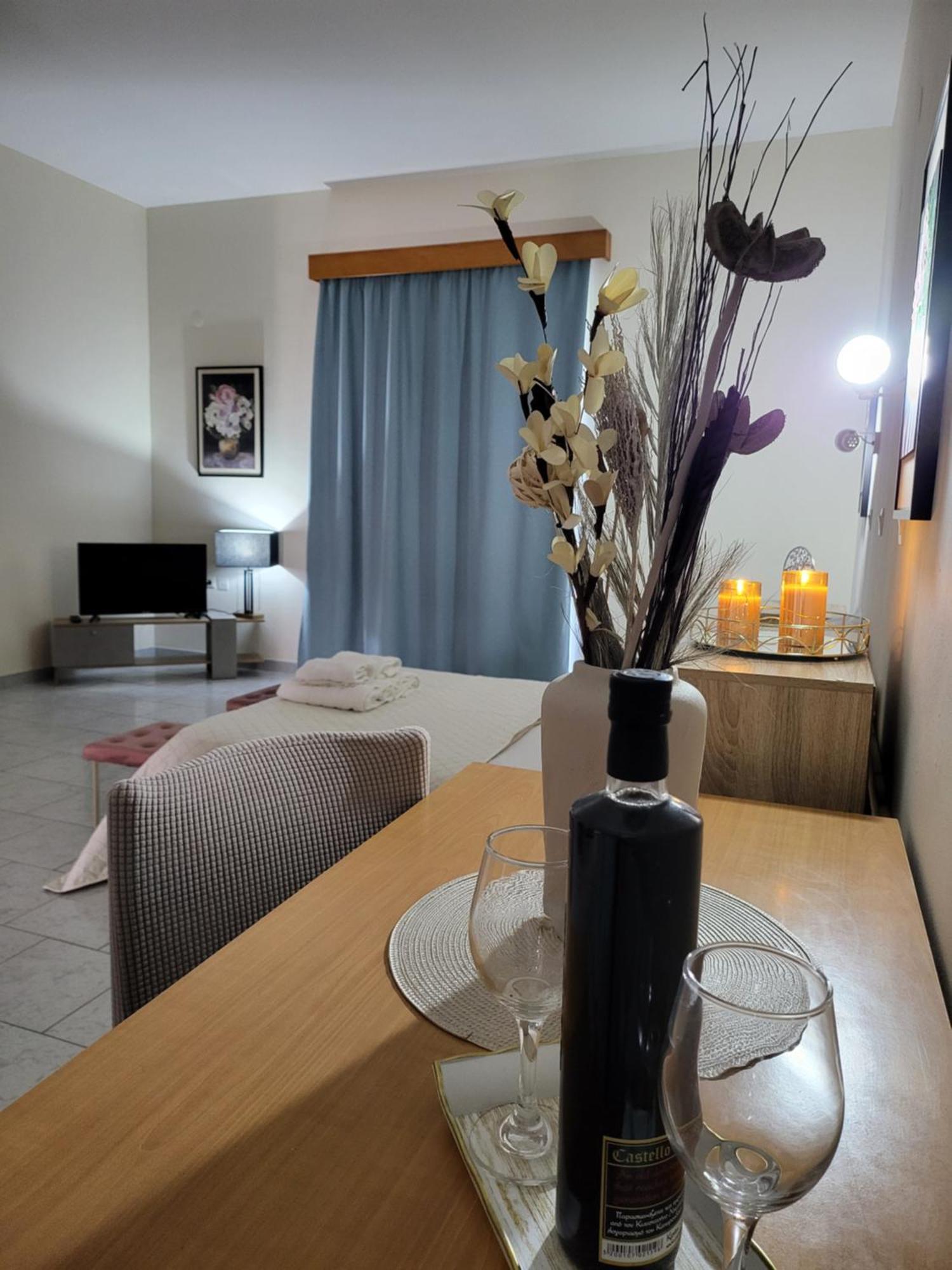 Pyrgos Hotel Apartments 클레마스티 외부 사진
