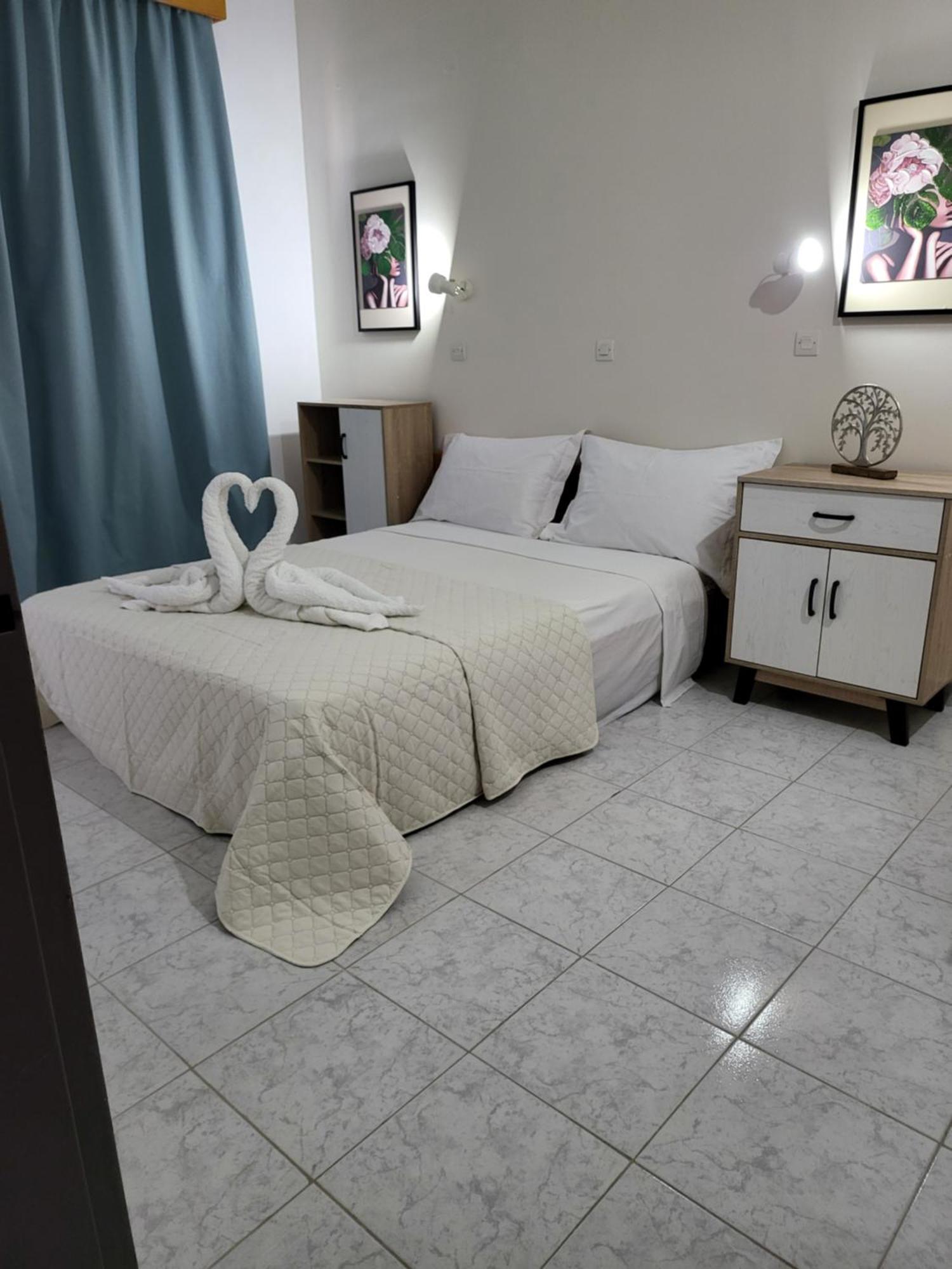 Pyrgos Hotel Apartments 클레마스티 외부 사진