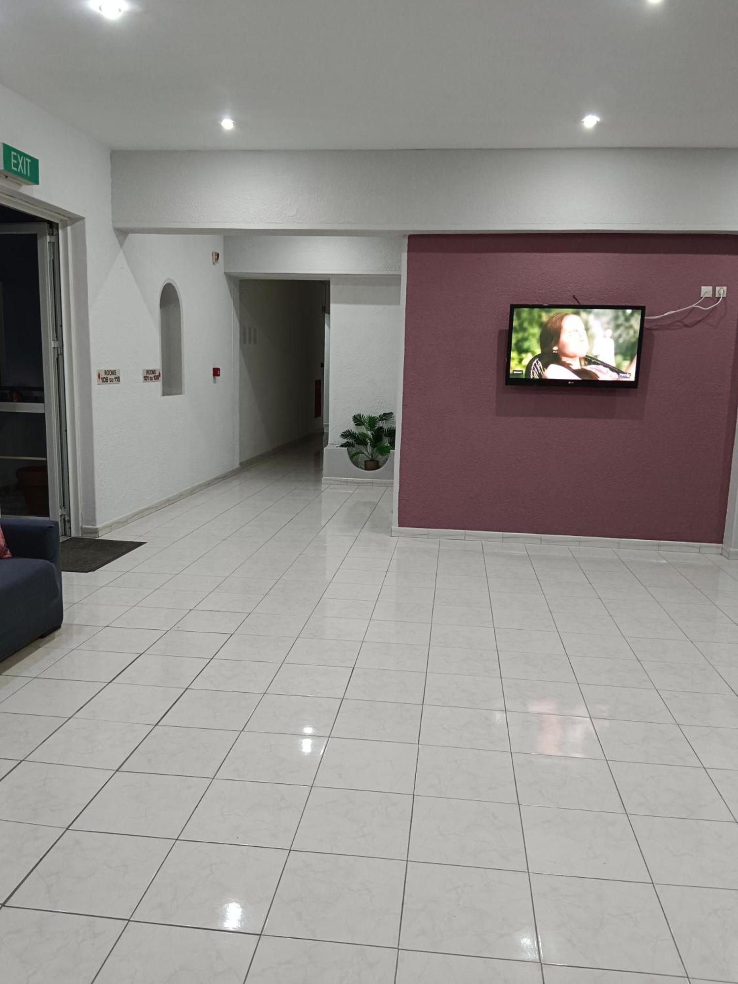 Pyrgos Hotel Apartments 클레마스티 외부 사진